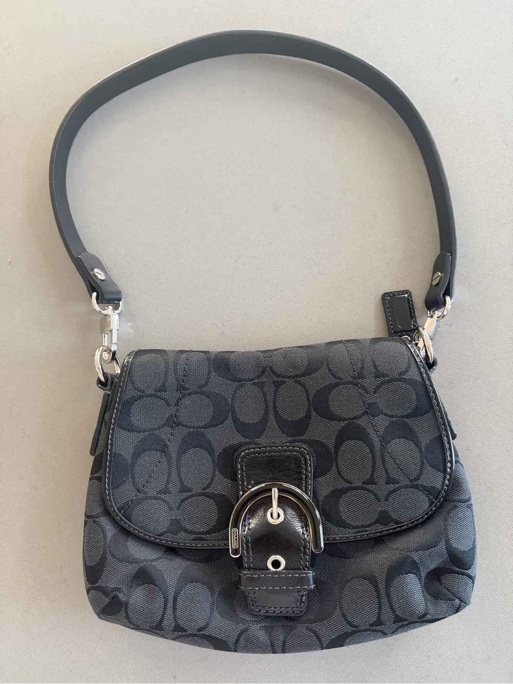 Vintage/Y2K Era Coach Soho Signature Bag
